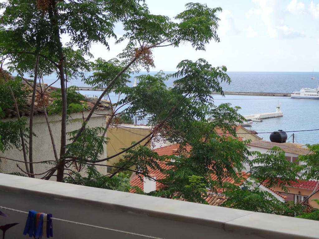 Remezzo Hotel & Studios Pithagório Szoba fotó